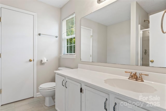 8724 Tweedsmuir Glen Ln, Charlotte, NC 28215 - full bathroom featuring vanity and a shower with shower door