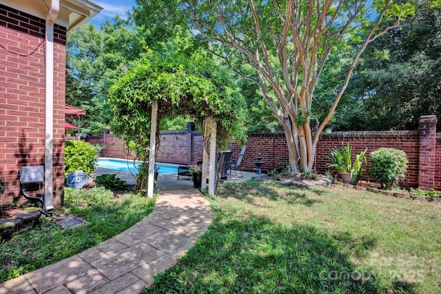 7014 Walton Heath Ln, Charlotte, NC 28277 - view of fenced backyard
