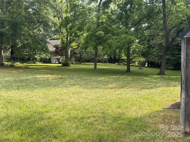 3985 1st Ave SW, Hickory, NC 28602 - view of yard