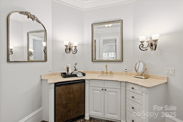 9110 Woodhall Lake Dr, Waxhaw, NC 28173 - bathroom with ornamental molding and vanity