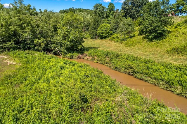 1043 Linneys Mill Rd, Union Grove, NC 28689 - photo 32