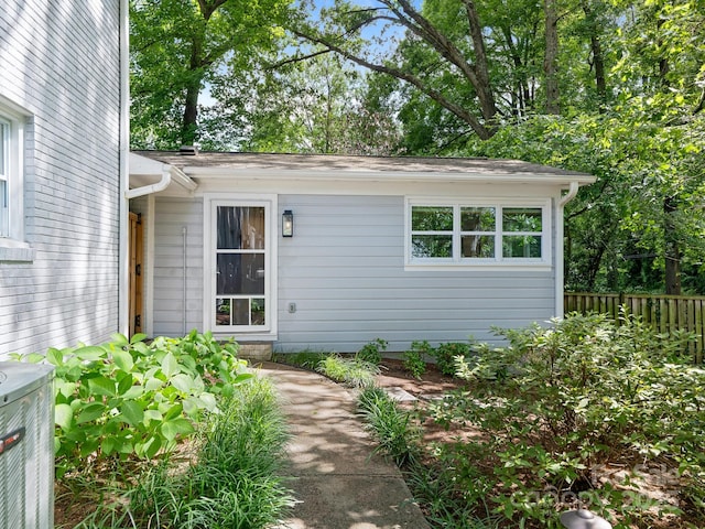 4618 Emory Ln, Charlotte, NC 28211 - doorway to property