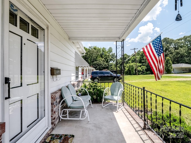 409 E 18th St, Kannapolis, NC 28083 - view of patio