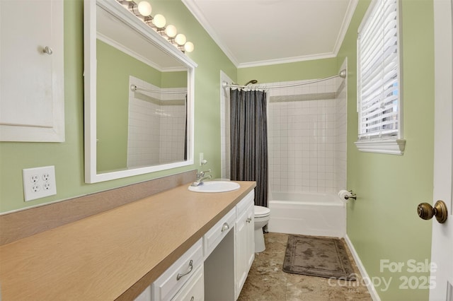 601 Pennell St NE, Lenoir, NC 28645 - full bath featuring vanity, shower / bath combination with curtain, and ornamental molding