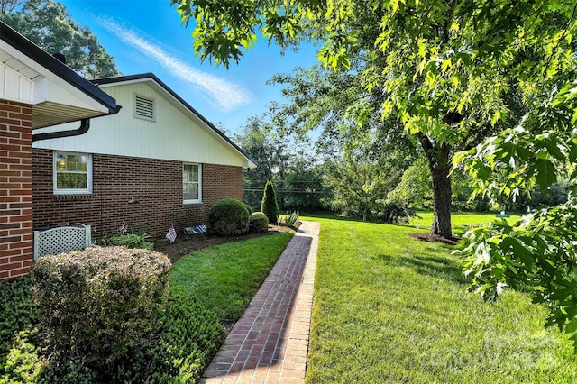 601 Pennell St NE, Lenoir, NC 28645 - view of green lawn