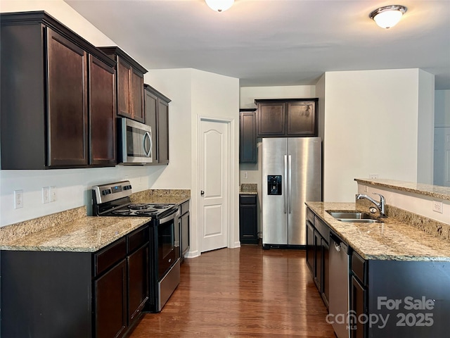 8320 Suttonview Dr, Charlotte, NC 28269 - photo 11