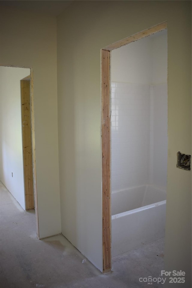 960 Johnson Rd, Columbus, NC 28722 - bathroom featuring a bath