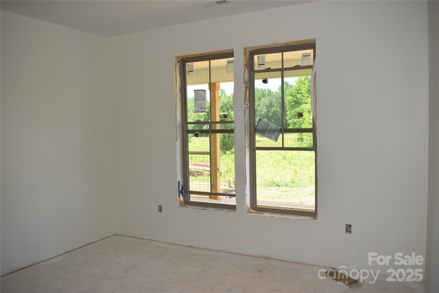 960 Johnson Rd, Columbus, NC 28722 - view of spare room