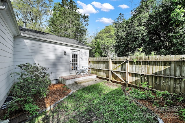 2314 Wolfe St, Charlotte, NC 28205 - view of yard