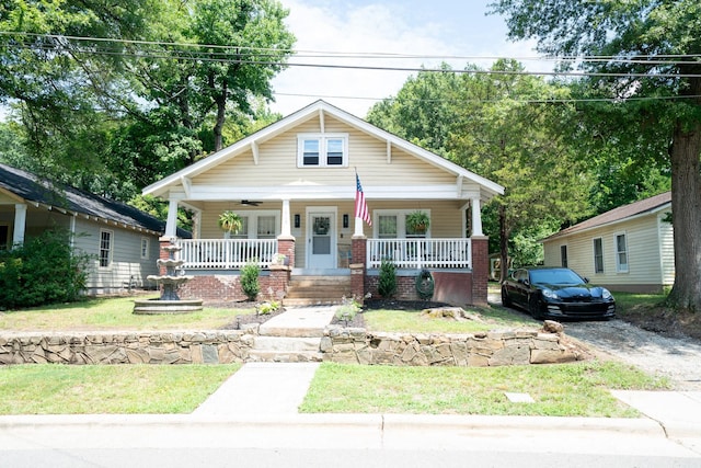 1712 Umstead St, Charlotte, NC 28205 - view of front facade with a porch and ceiling fan