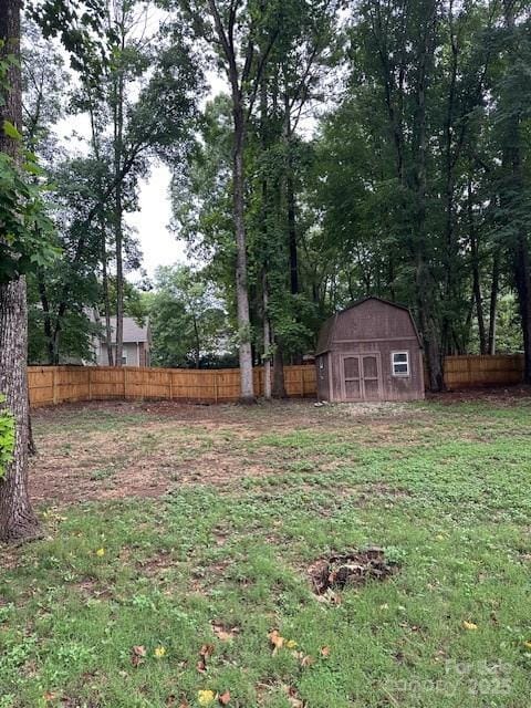 104 Whimbrel Ln, Mooresville, NC 28117 - view of yard with a shed