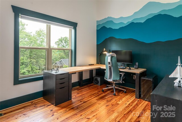 102 E Skyland Cir, Asheville, NC 28804 - photo 30