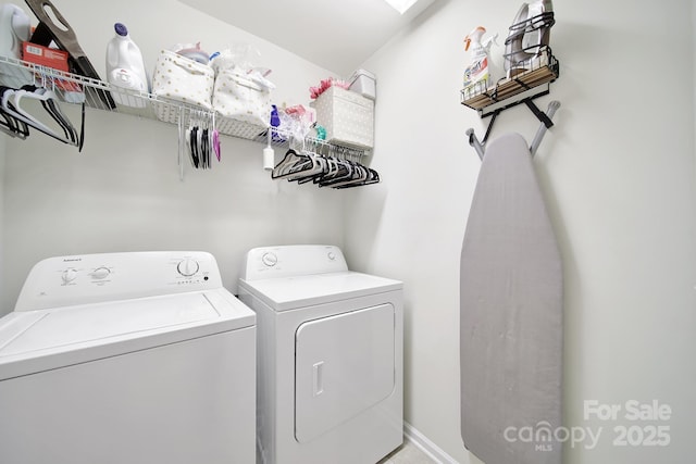 2203 Whitford Ln, Charlotte, NC 28210 - laundry area featuring washing machine and dryer