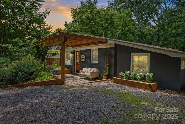 207 S Oconeechee Ave, Black Mountain, NC 28711 - photo 35