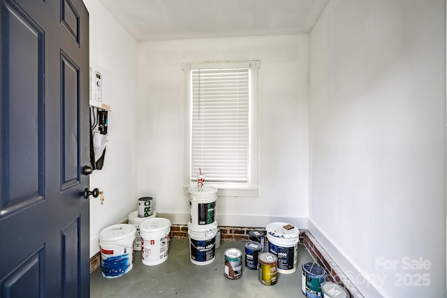 7219 Spring Morning Ln, Charlotte, NC 28227 - foyer featuring concrete flooring
