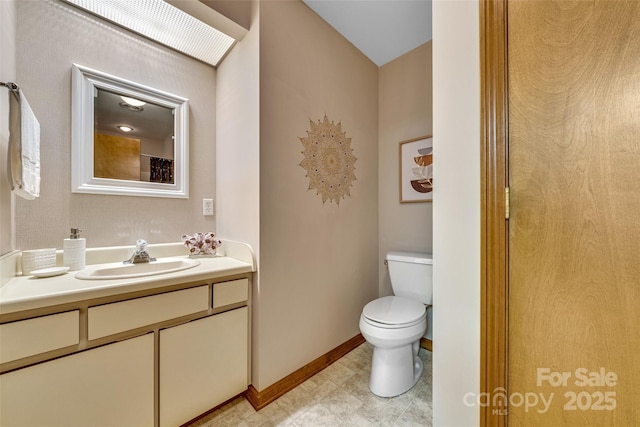 23 Indigo Way, Hendersonville, NC 28739 - full bathroom featuring toilet and vanity