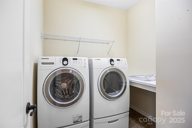 646 Quicksilver Trl Unit 183, Fort Mill, SC 29708 - laundry area featuring washer and dryer and baseboards