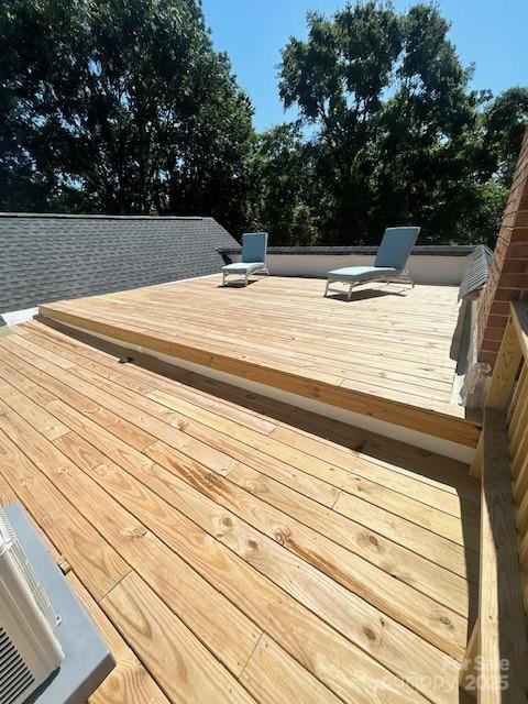 743 S College Ave, Newton, NC 28658 - view of wooden terrace