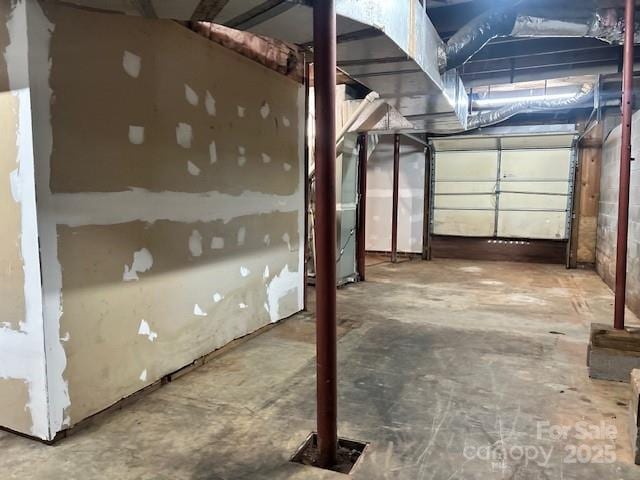 743 S College Ave, Newton, NC 28658 - view of garage