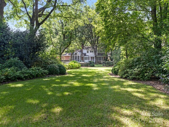 827 Museum Dr, Charlotte, NC 28207 - photo 31