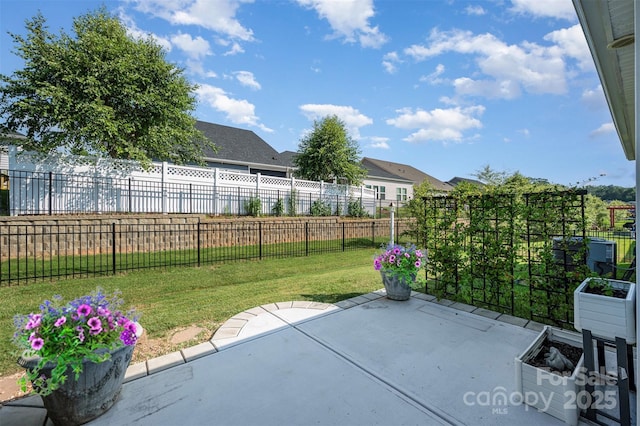 9311 Dunwich Dr, Gastonia, NC 28056 - view of patio / terrace