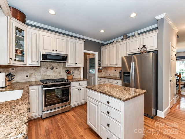 3401 Cresta Ct, Charlotte, NC 28269 - photo 15