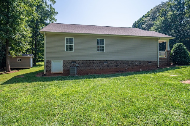 110 Leeper Ave, Belmont, NC 28012 - view of side of property featuring a yard and crawl space
