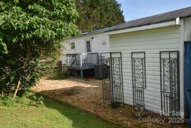 4854 Elk Ct, Morganton, NC 28655 - rear view of property with a shingled roof and a deck