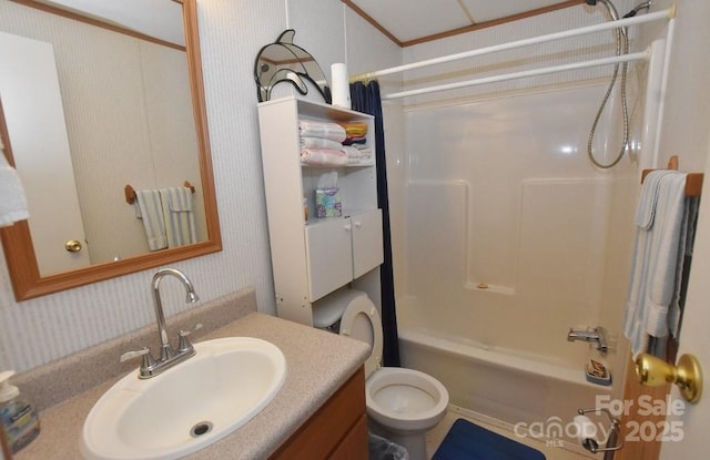 4854 Elk Ct, Morganton, NC 28655 - full bathroom featuring wallpapered walls, shower / bath combo with shower curtain, and vanity