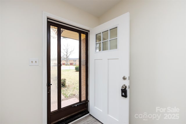 4601 Mendham Dr, Charlotte, NC 28215 - entrance foyer with healthy amount of natural light