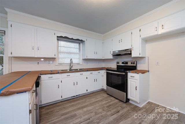 4601 Mendham Dr, Charlotte, NC 28215 - kitchen featuring electric range, under cabinet range hood, light wood-type flooring, ornamental molding, and white cabinetry