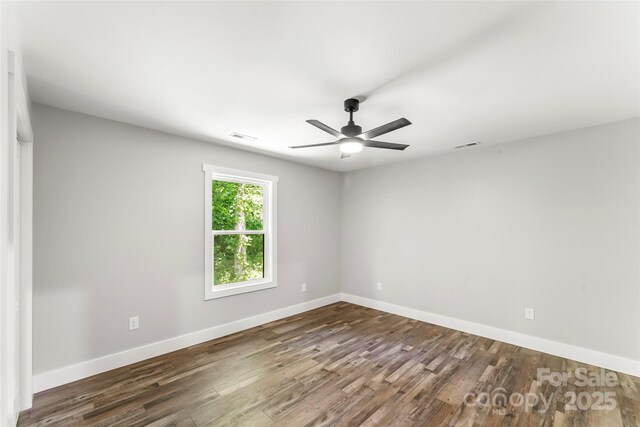 511 Blue Ridge Dr N, Marion, NC 28752 - photo 26