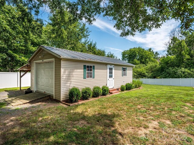 850 Meadow Dr, Oakboro, NC 28129 - photo 27