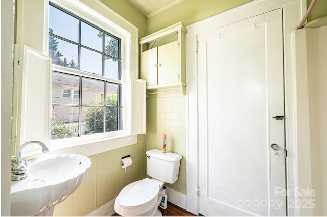 1010 College Ave SW, Lenoir, NC 28645 - bathroom with tile walls and ornamental molding