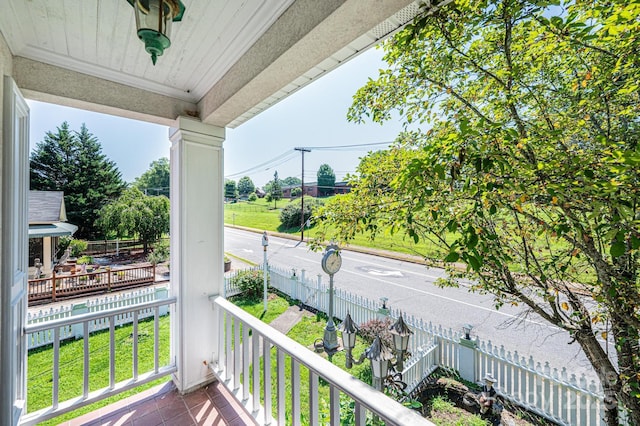 1010 College Ave SW, Lenoir, NC 28645 - view of porch