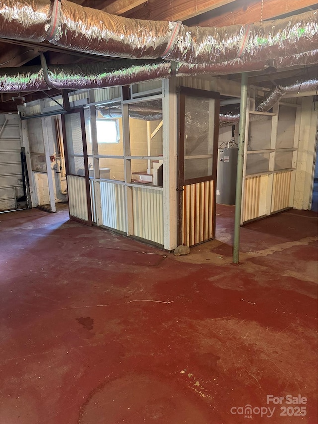 1239 8th St NE, Hickory, NC 28601 - basement featuring water heater