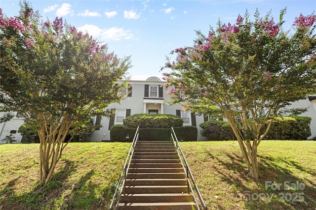 404 Wakefield Dr Unit C, Charlotte, NC 28209 - view of front facade with stairs and a front yard