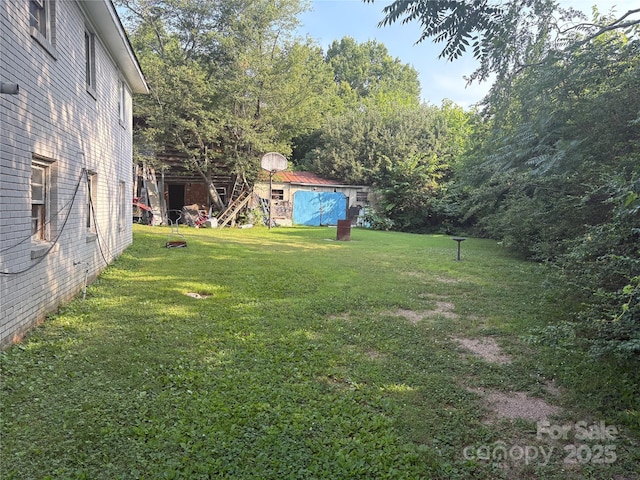 2103 Clawson Ave, Kannapolis, NC 28081 - view of grassy yard