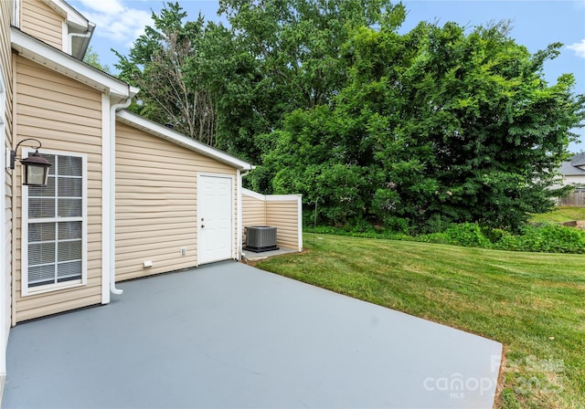 1326 Anthem Ct, Charlotte, NC 28205 - view of patio / terrace