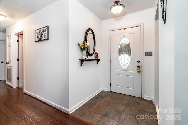958 Hillard Ln, Lincolnton, NC 28092 - entryway featuring baseboards
