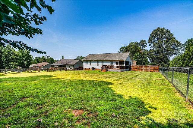 958 Hillard Ln, Lincolnton, NC 28092 - fenced backyard with a deck