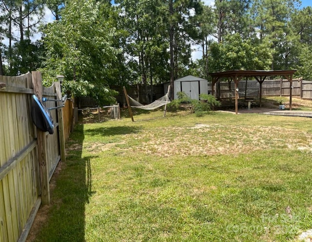 11 Long Glen Ct Unit 113, Columbia, SC 29229 - fenced backyard with a storage unit and a gazebo