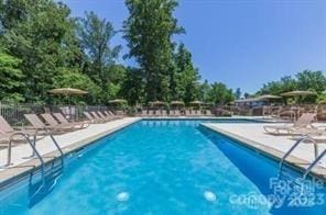 300 Vista Lake Dr Unit 301, Candler, NC 28715 - photo 3