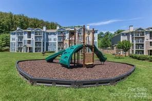 300 Vista Lake Dr Unit 301, Candler, NC 28715 - photo 13