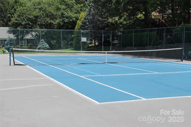 4 Gatehouse Ct, Asheville, NC 28803 - view of tennis court featuring community basketball court