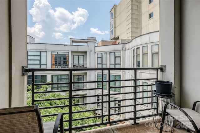 525 E 6th St, Charlotte, NC 28202 - photo 14