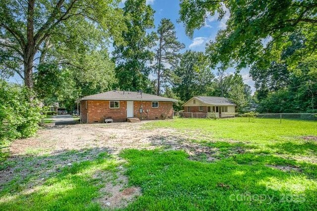 5323 Snow White Ln, Charlotte, NC 28213 - photo 17