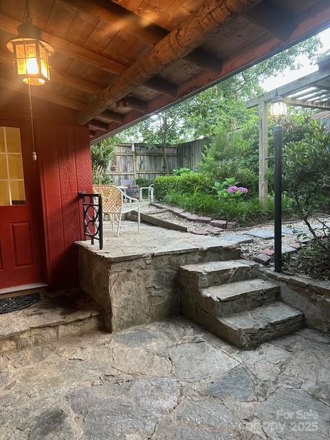 10 Rhododendron Dr, Asheville, NC 28805 - photo 10