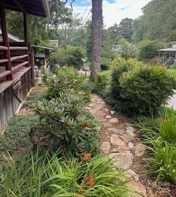 10 Rhododendron Dr, Asheville, NC 28805 - photo 15