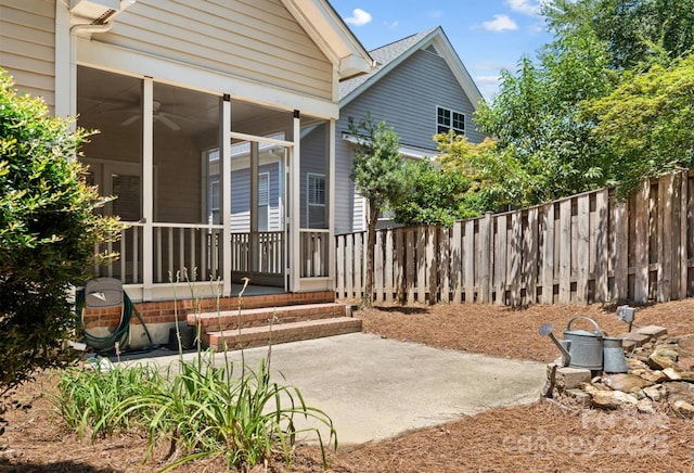 2620 Merion Hills Ct, Charlotte, NC 28269 - photo 24